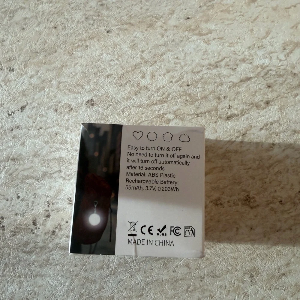 Smart Bag Light with Heart Design Keychain